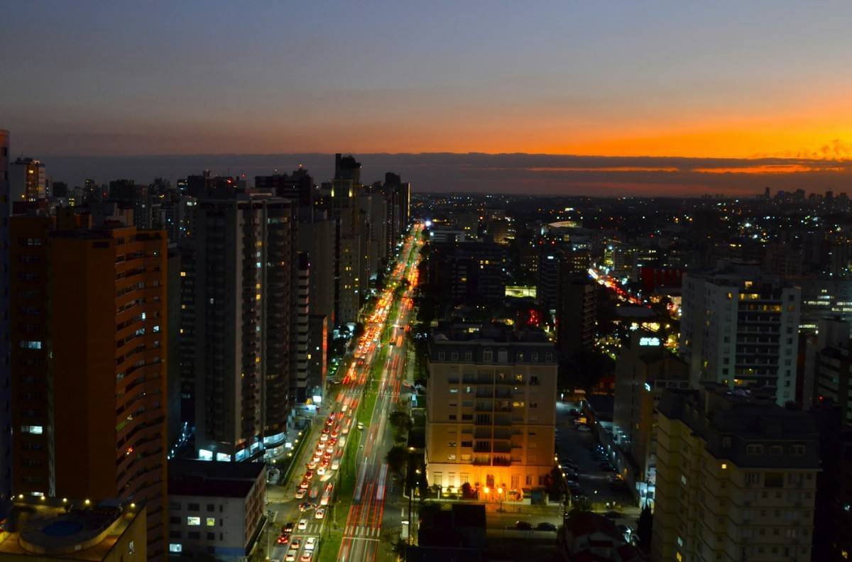 Plano de saúde regional ou nacional: qual escolher em Curitiba?